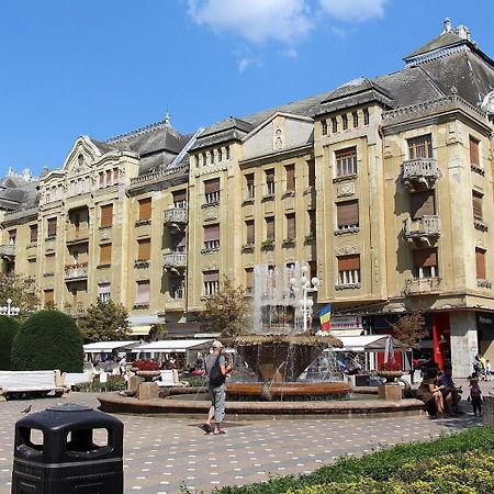 Ultra-Central Apartment In The Loffler Palace Тимишоара Экстерьер фото